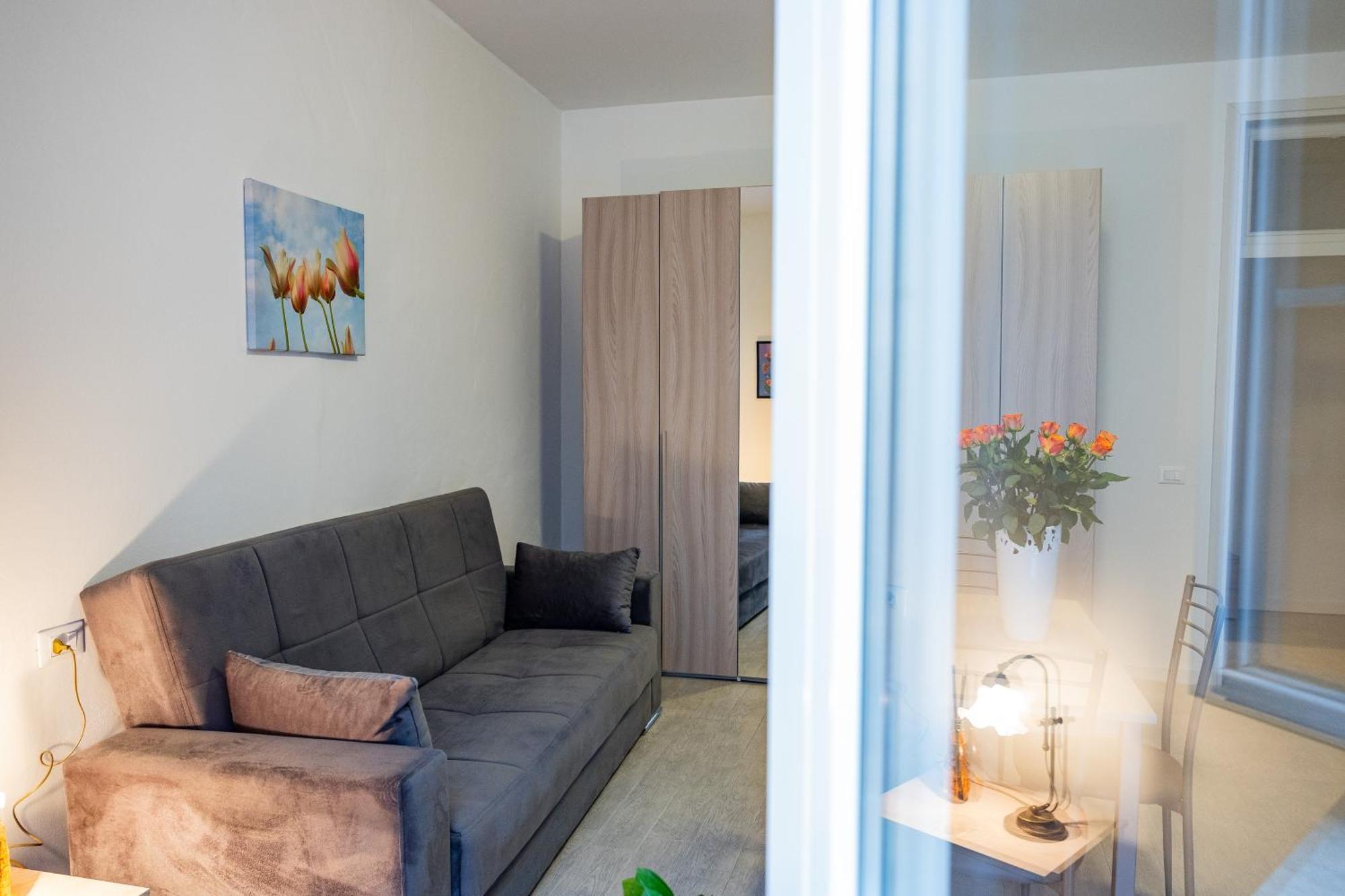 Monolocale Sguizzette Apartment Brescia Exterior foto